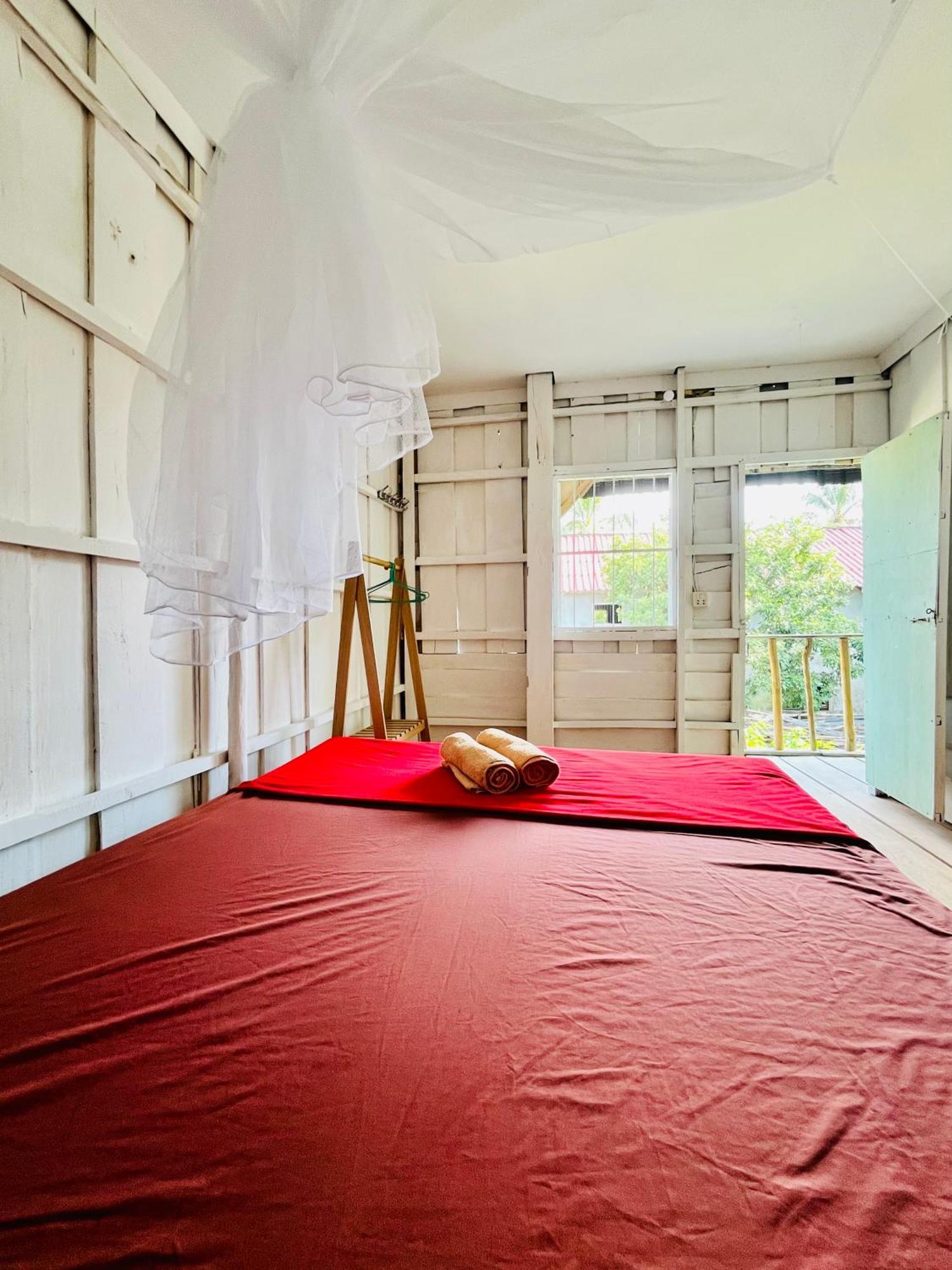 Happiness Guesthouse Ko Rong Sanloem Eksteriør bilde